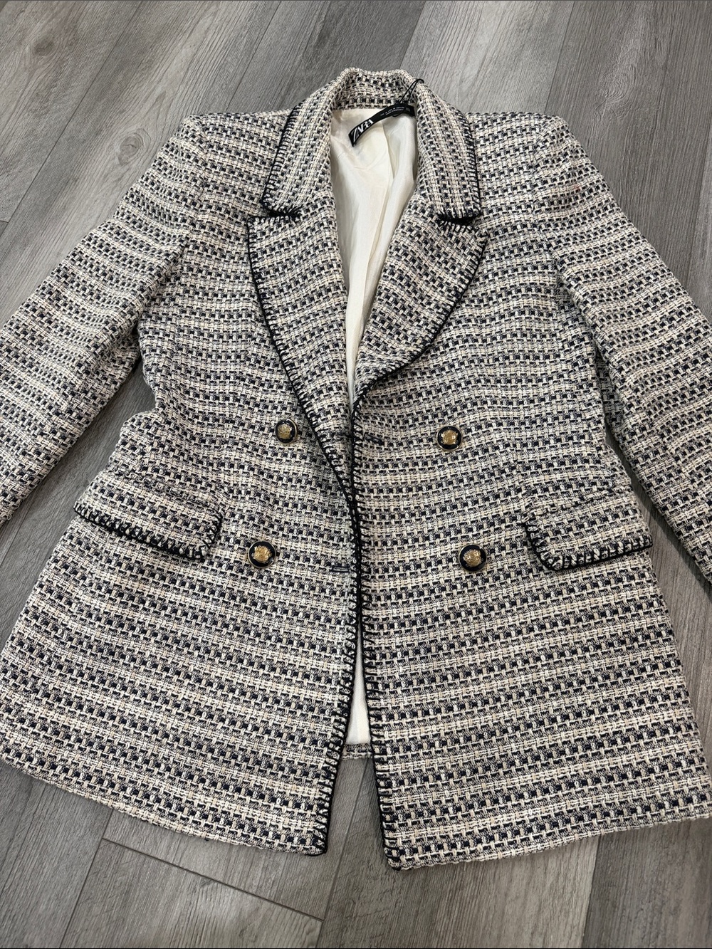 Zara Cream and Black Bouclé Double-Breasted Blazer